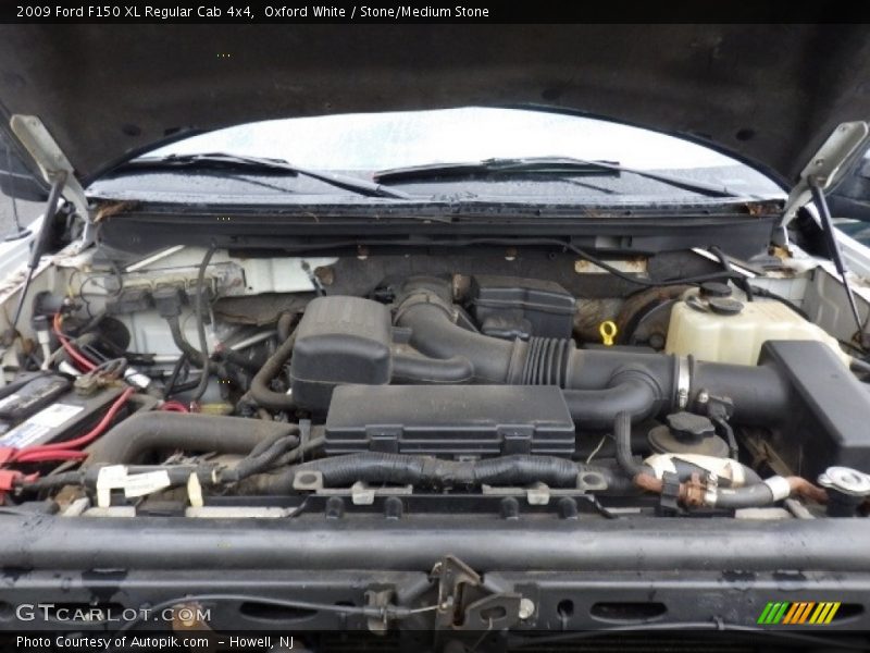 Oxford White / Stone/Medium Stone 2009 Ford F150 XL Regular Cab 4x4