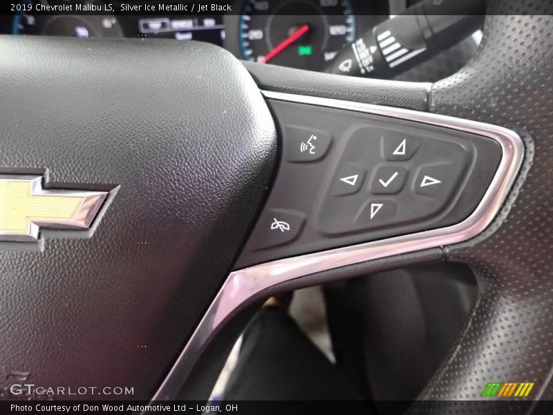 Silver Ice Metallic / Jet Black 2019 Chevrolet Malibu LS