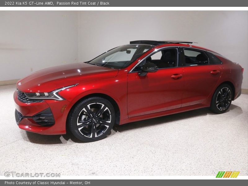 Front 3/4 View of 2022 K5 GT-Line AWD