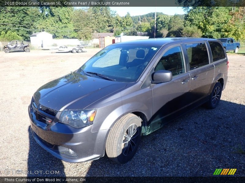 Granite Pearl / Black/Light Graystone 2018 Dodge Grand Caravan SE