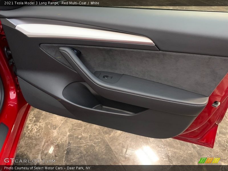 Door Panel of 2021 Model 3 Long Range