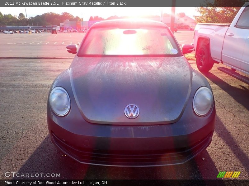 Platinum Gray Metallic / Titan Black 2012 Volkswagen Beetle 2.5L