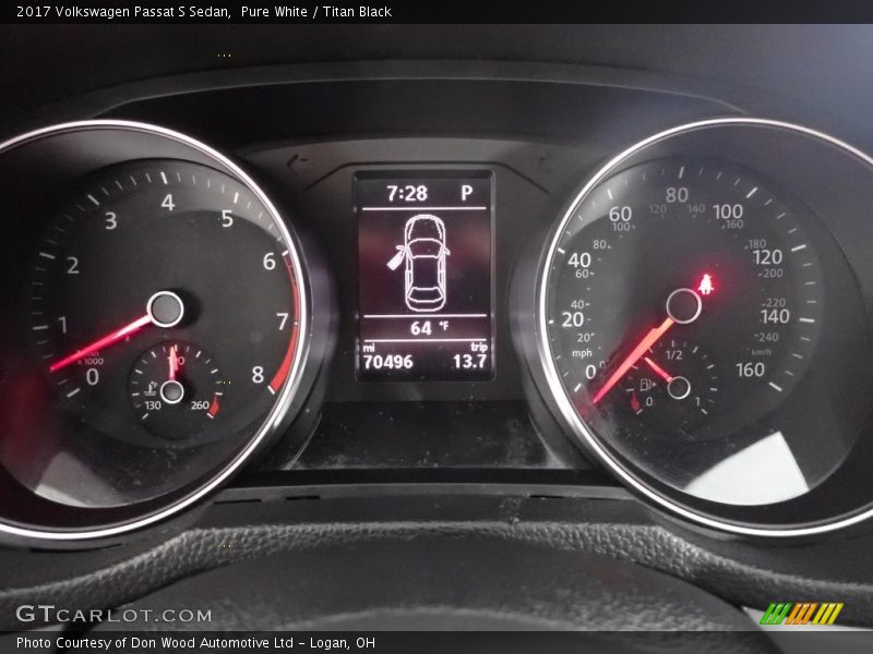 Pure White / Titan Black 2017 Volkswagen Passat S Sedan