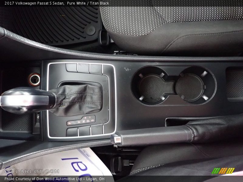 Pure White / Titan Black 2017 Volkswagen Passat S Sedan