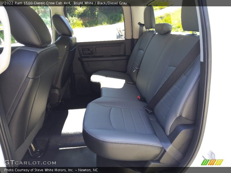 Bright White / Black/Diesel Gray 2022 Ram 1500 Classic Crew Cab 4x4