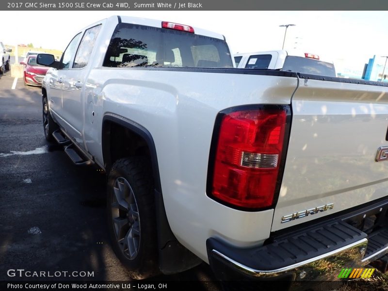 Summit White / Jet Black 2017 GMC Sierra 1500 SLE Crew Cab 4WD