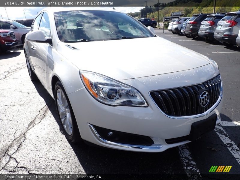  2014 Regal FWD White Diamond Tricoat