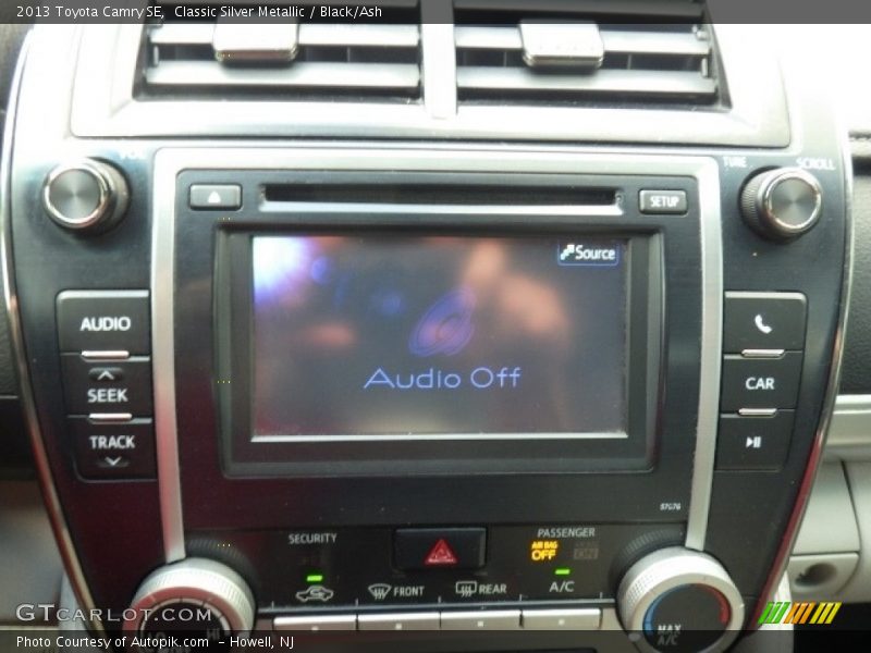Classic Silver Metallic / Black/Ash 2013 Toyota Camry SE