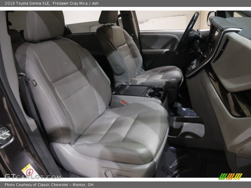 Predawn Gray Mica / Ash 2019 Toyota Sienna XLE