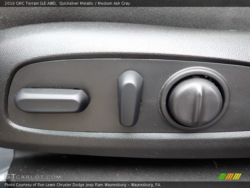Quicksilver Metallic / Medium Ash Gray 2019 GMC Terrain SLE AWD