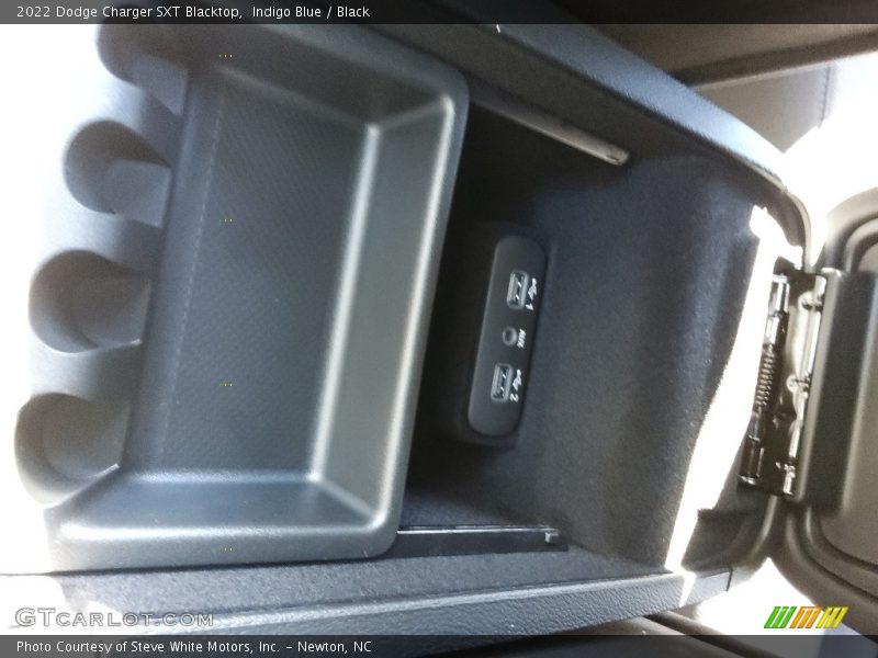 Indigo Blue / Black 2022 Dodge Charger SXT Blacktop