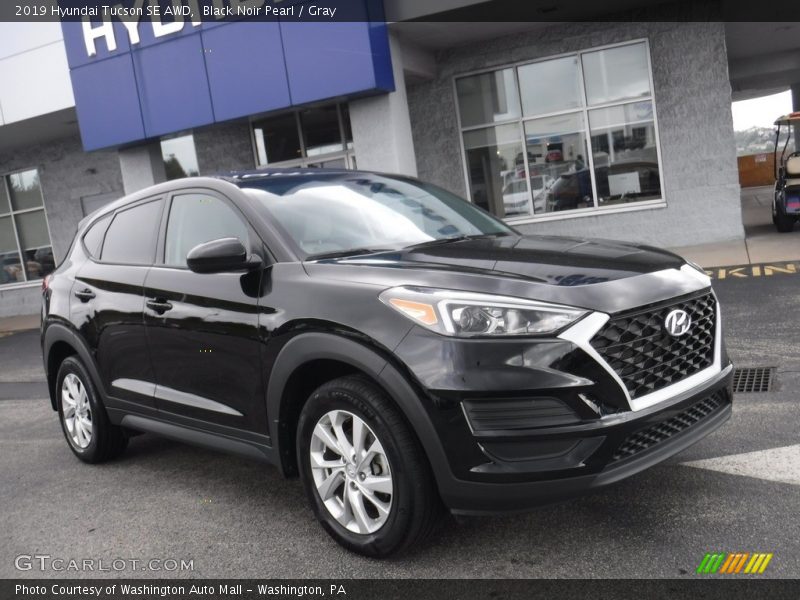 Black Noir Pearl / Gray 2019 Hyundai Tucson SE AWD