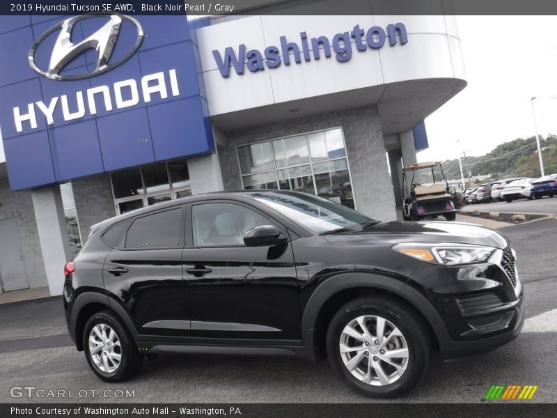 Black Noir Pearl / Gray 2019 Hyundai Tucson SE AWD