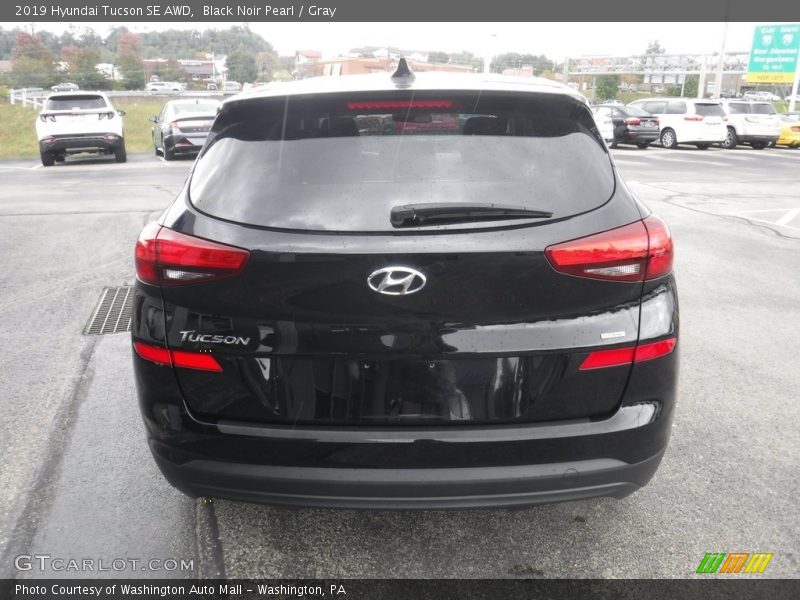 Black Noir Pearl / Gray 2019 Hyundai Tucson SE AWD