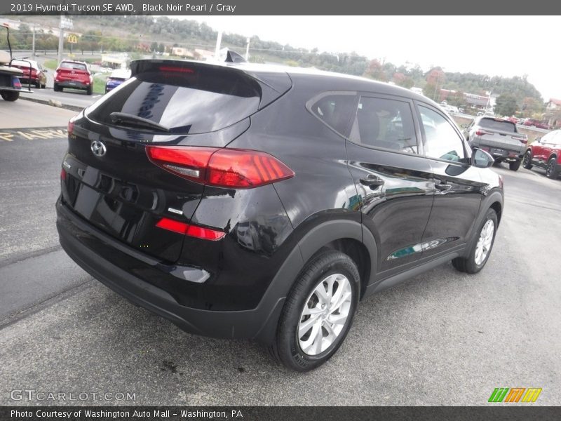 Black Noir Pearl / Gray 2019 Hyundai Tucson SE AWD