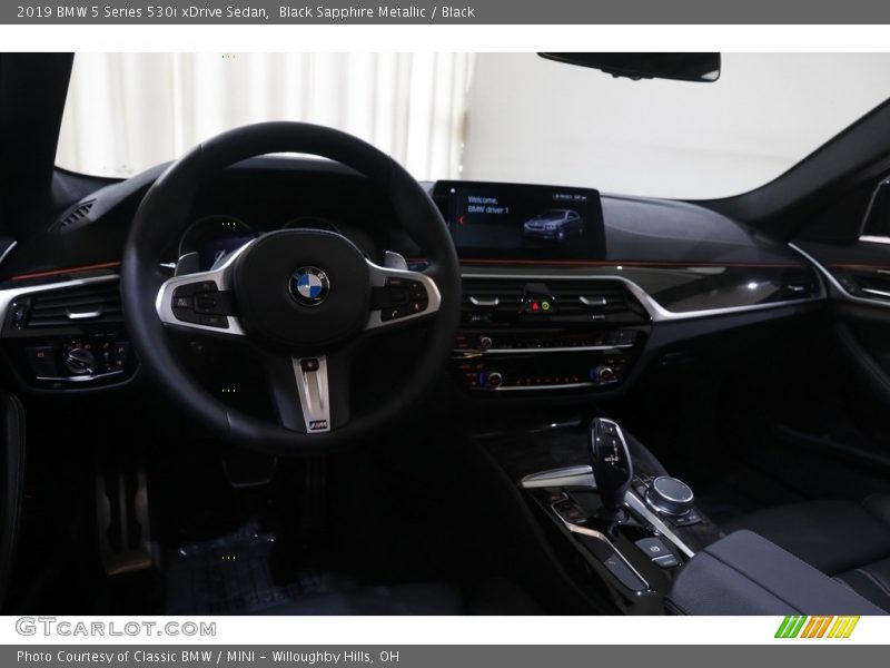 Black Sapphire Metallic / Black 2019 BMW 5 Series 530i xDrive Sedan