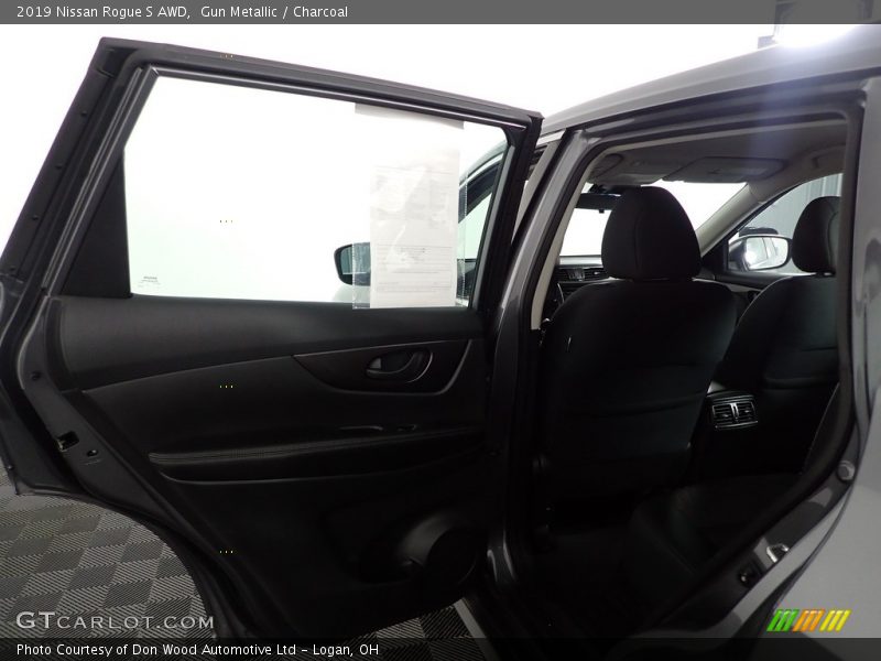 Gun Metallic / Charcoal 2019 Nissan Rogue S AWD
