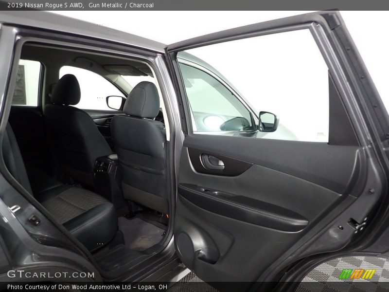 Gun Metallic / Charcoal 2019 Nissan Rogue S AWD