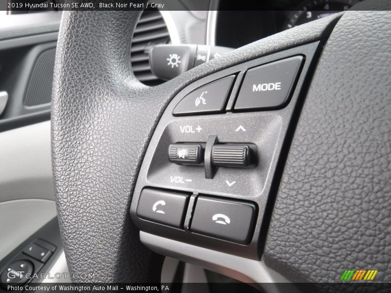 Black Noir Pearl / Gray 2019 Hyundai Tucson SE AWD