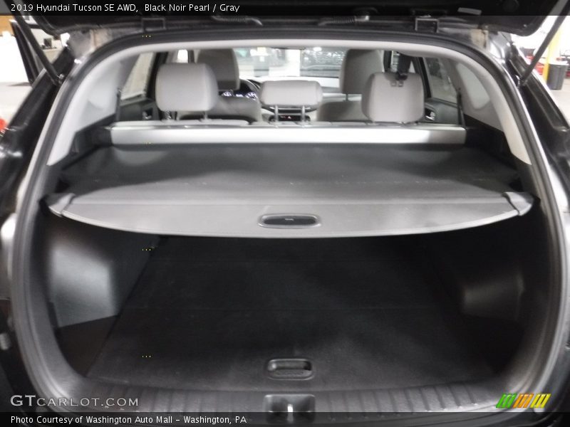 Black Noir Pearl / Gray 2019 Hyundai Tucson SE AWD