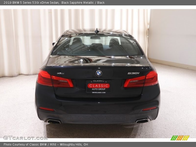 Black Sapphire Metallic / Black 2019 BMW 5 Series 530i xDrive Sedan