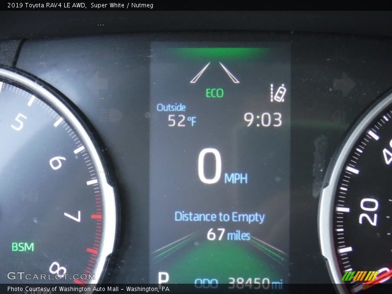 Super White / Nutmeg 2019 Toyota RAV4 LE AWD
