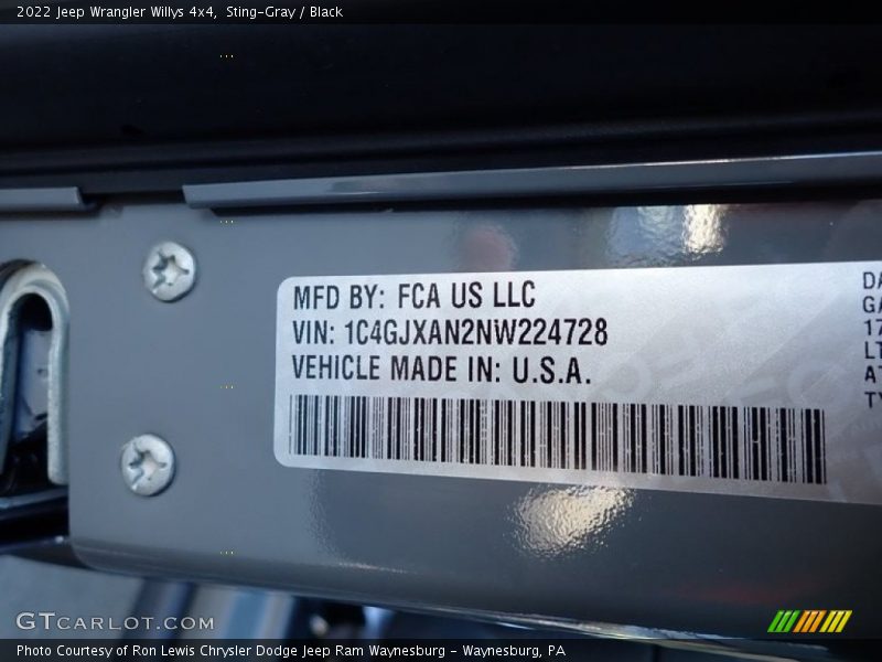 Sting-Gray / Black 2022 Jeep Wrangler Willys 4x4