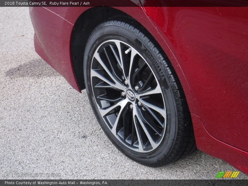 Ruby Flare Pearl / Ash 2018 Toyota Camry SE