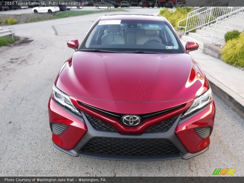 Ruby Flare Pearl / Ash 2018 Toyota Camry SE