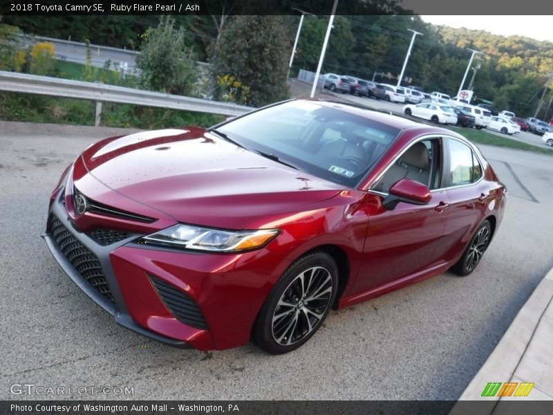Ruby Flare Pearl / Ash 2018 Toyota Camry SE