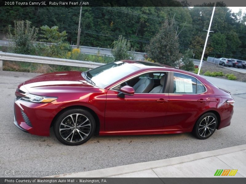 Ruby Flare Pearl / Ash 2018 Toyota Camry SE