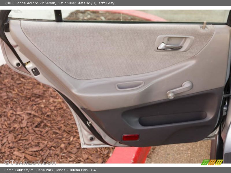 Satin Silver Metallic / Quartz Gray 2002 Honda Accord VP Sedan
