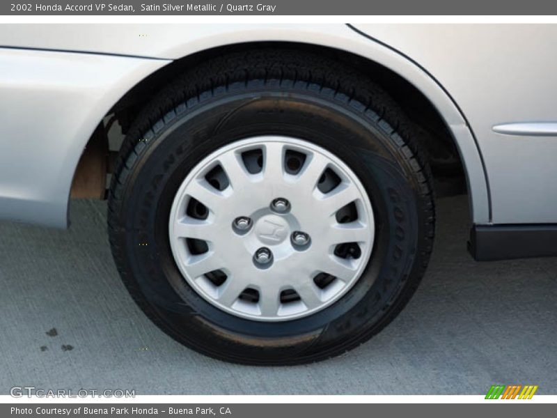Satin Silver Metallic / Quartz Gray 2002 Honda Accord VP Sedan