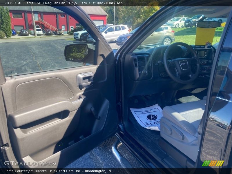 Onyx Black / Jet Black/Dark Ash 2015 GMC Sierra 1500 Regular Cab