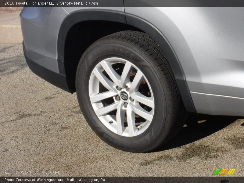  2016 Highlander LE Wheel