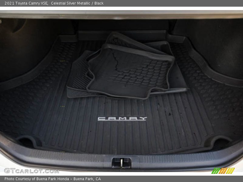 Celestial Silver Metallic / Black 2021 Toyota Camry XSE