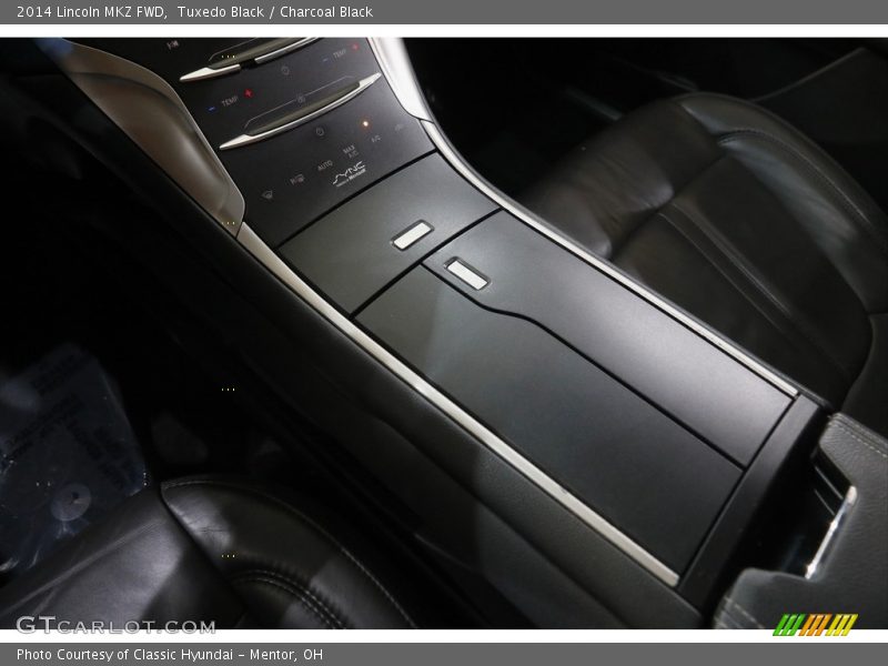 Tuxedo Black / Charcoal Black 2014 Lincoln MKZ FWD
