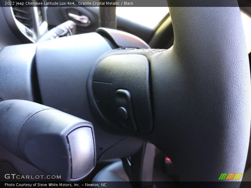 Granite Crystal Metallic / Black 2022 Jeep Cherokee Latitude Lux 4x4