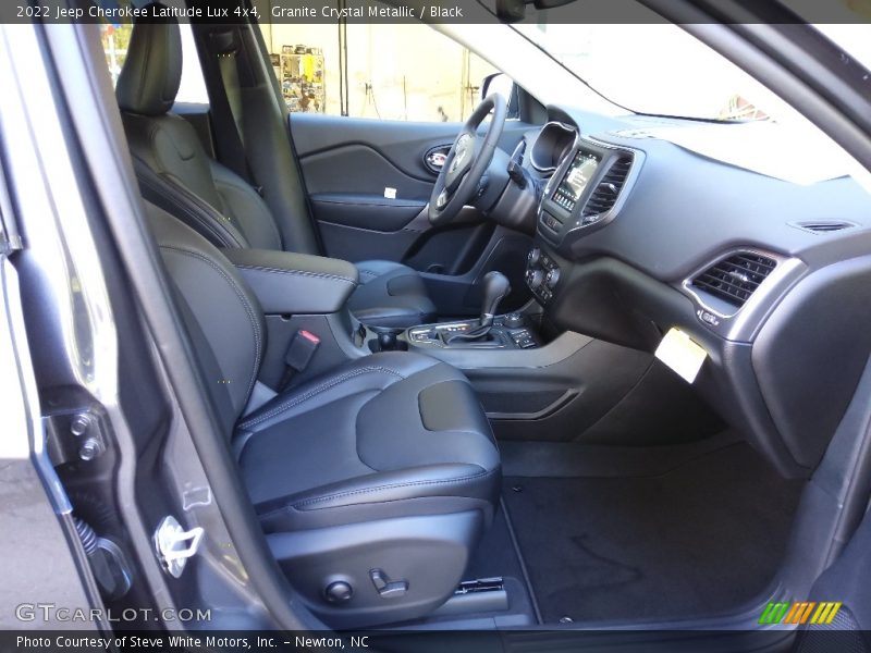 Granite Crystal Metallic / Black 2022 Jeep Cherokee Latitude Lux 4x4