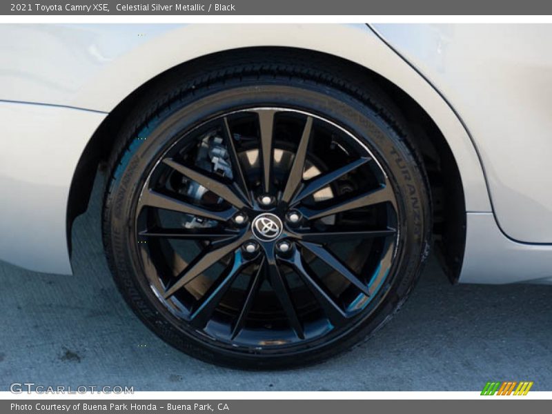 Celestial Silver Metallic / Black 2021 Toyota Camry XSE