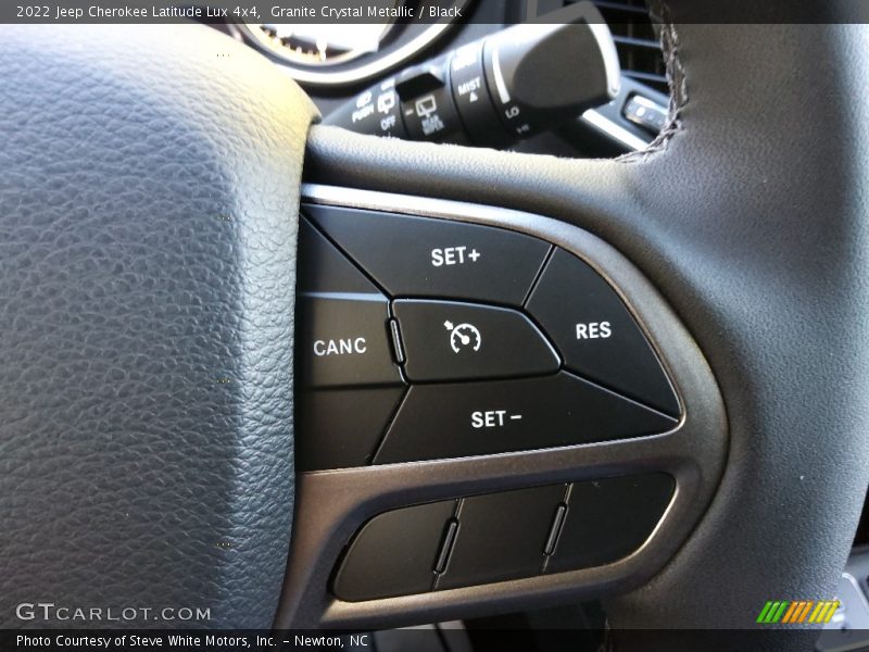 Granite Crystal Metallic / Black 2022 Jeep Cherokee Latitude Lux 4x4