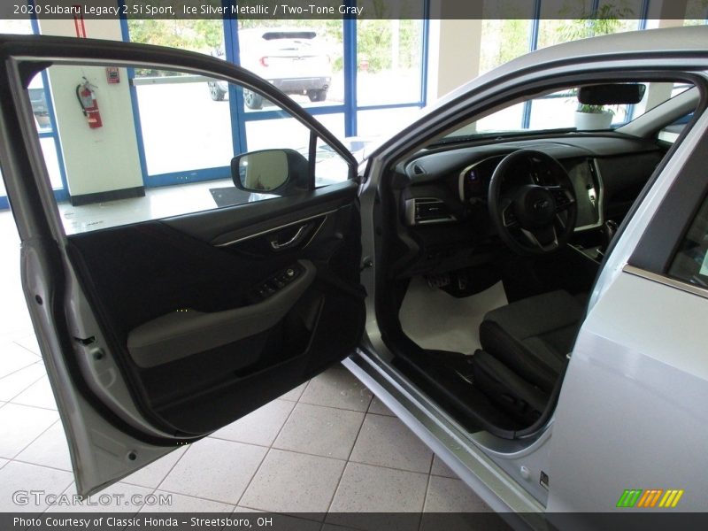 Ice Silver Metallic / Two-Tone Gray 2020 Subaru Legacy 2.5i Sport