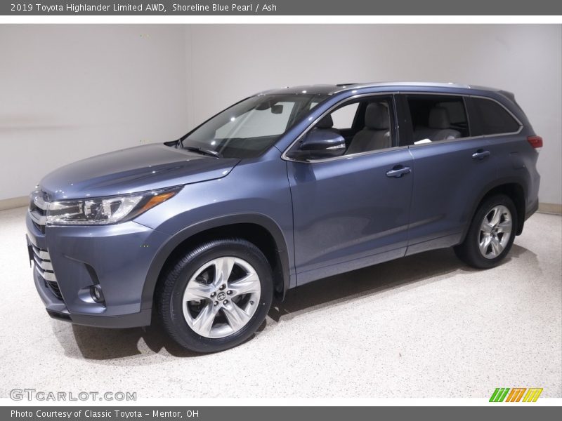 Shoreline Blue Pearl / Ash 2019 Toyota Highlander Limited AWD