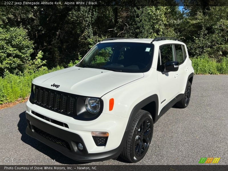 Alpine White / Black 2022 Jeep Renegade Altitude 4x4