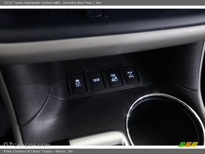 Shoreline Blue Pearl / Ash 2019 Toyota Highlander Limited AWD
