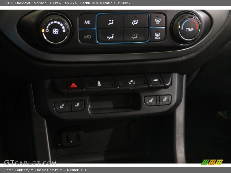 Pacific Blue Metallic / Jet Black 2019 Chevrolet Colorado LT Crew Cab 4x4
