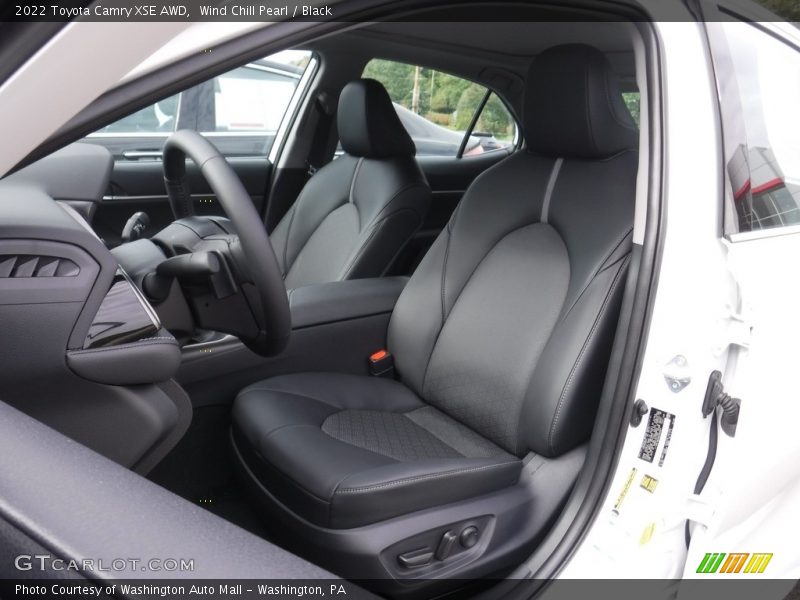 Wind Chill Pearl / Black 2022 Toyota Camry XSE AWD