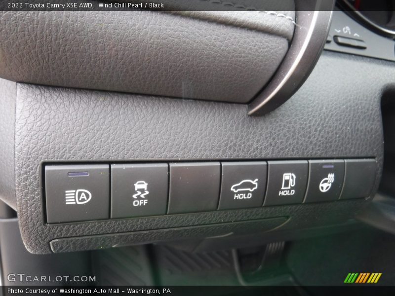 Wind Chill Pearl / Black 2022 Toyota Camry XSE AWD