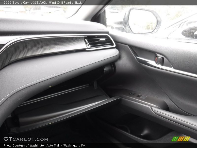 Wind Chill Pearl / Black 2022 Toyota Camry XSE AWD