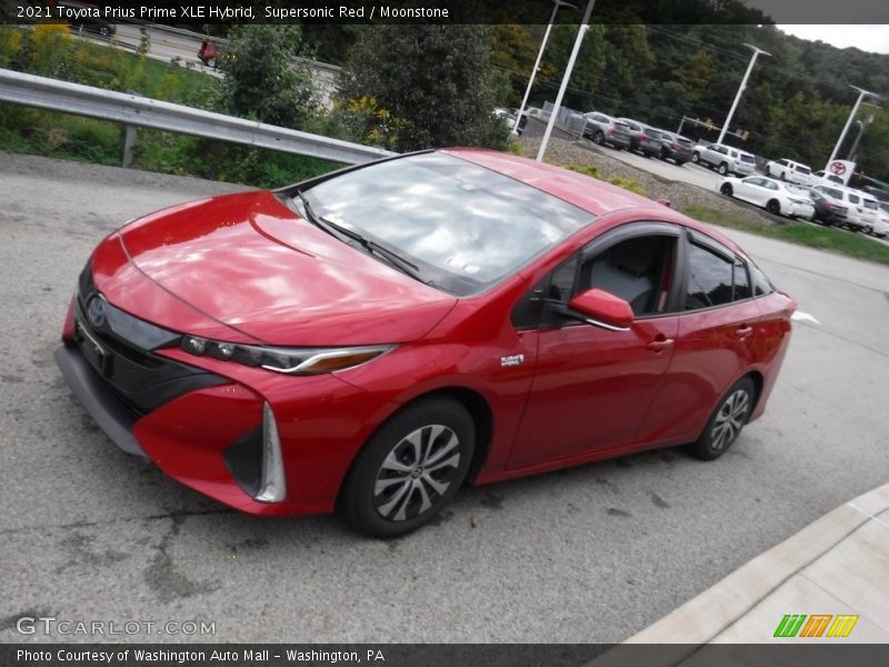 Front 3/4 View of 2021 Prius Prime XLE Hybrid